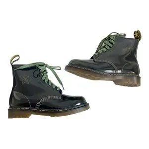 1460 THE CLASH（ARMY GREEN ARCADIA） 1460 The Clash Green Arcadia 8 Eye Boot — Downes